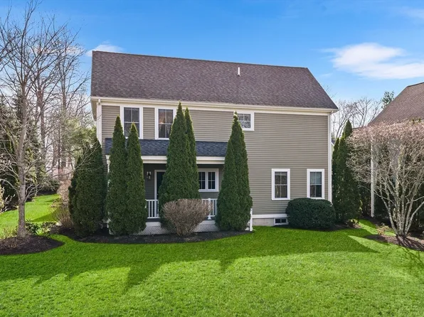 159 Prospect St APT 4, Acton, MA 01720