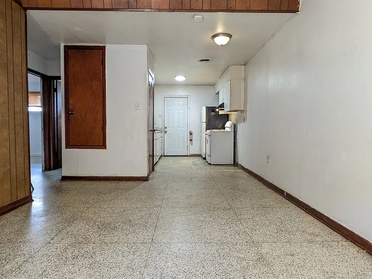2301 Lafayette St #9 — Photo 3