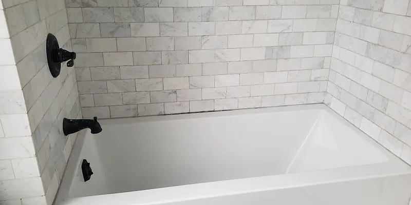 Rented by MCR Realty | media 5