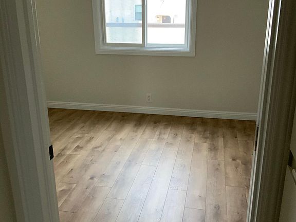 Bdrm 1 deck view window_