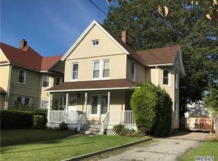 229 Church St, Freeport, NY 11520