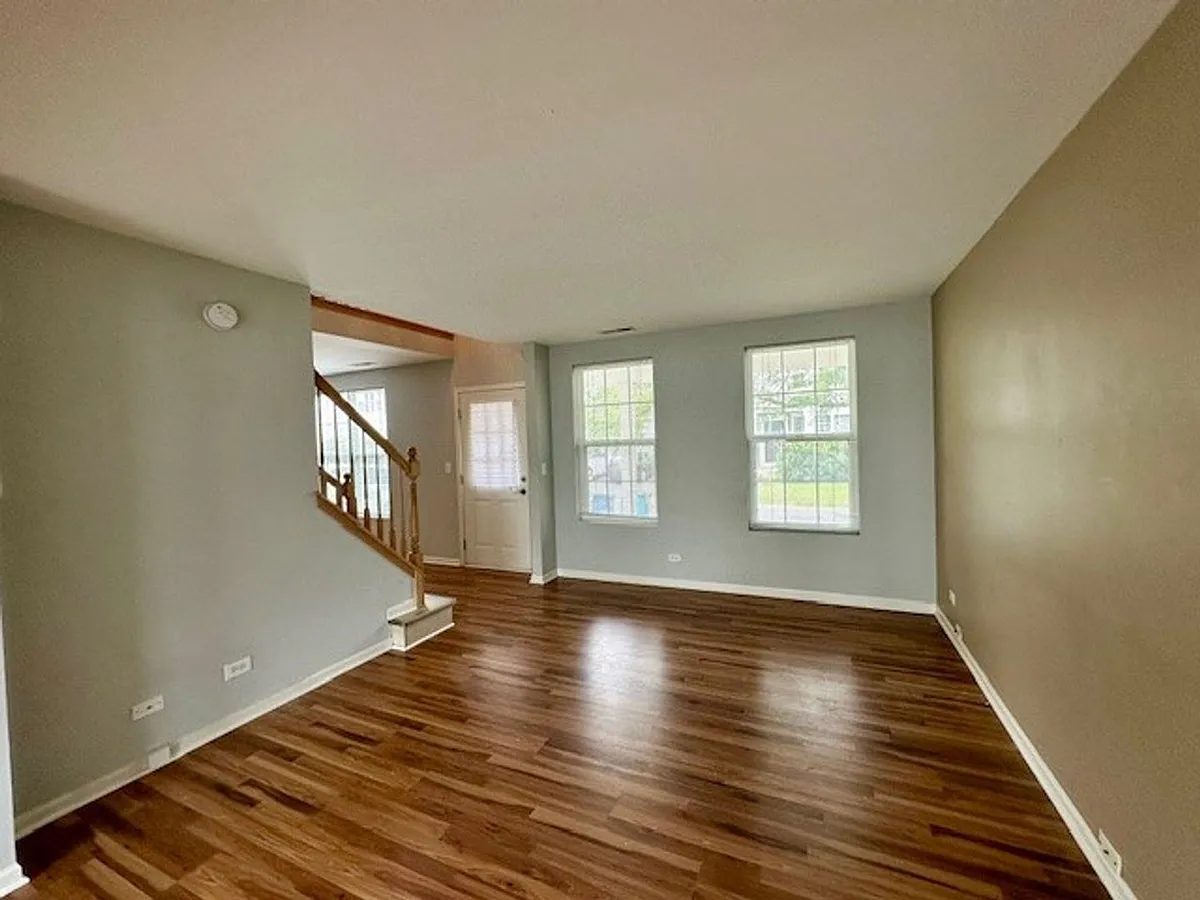 Building Photo - 1752 Rebecca Ln