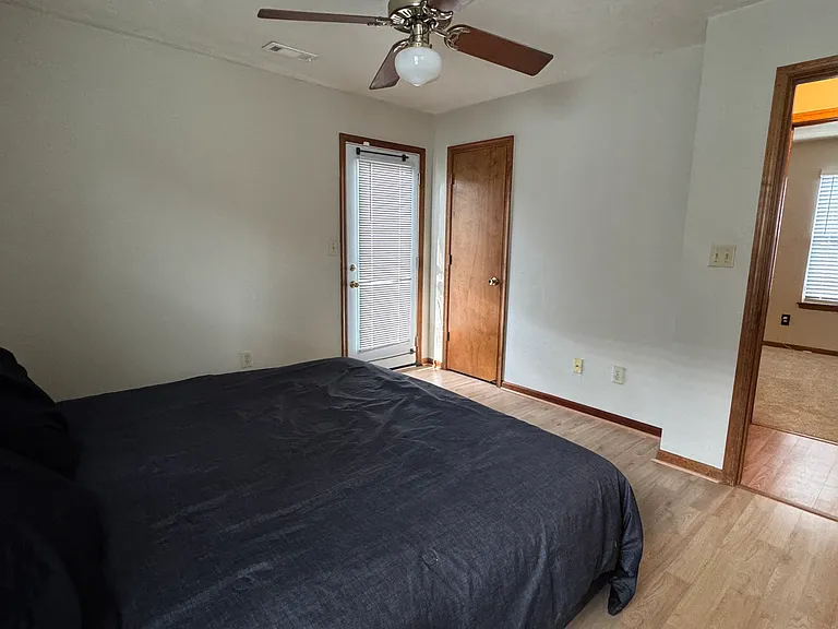 738 Luther St — Photo 12