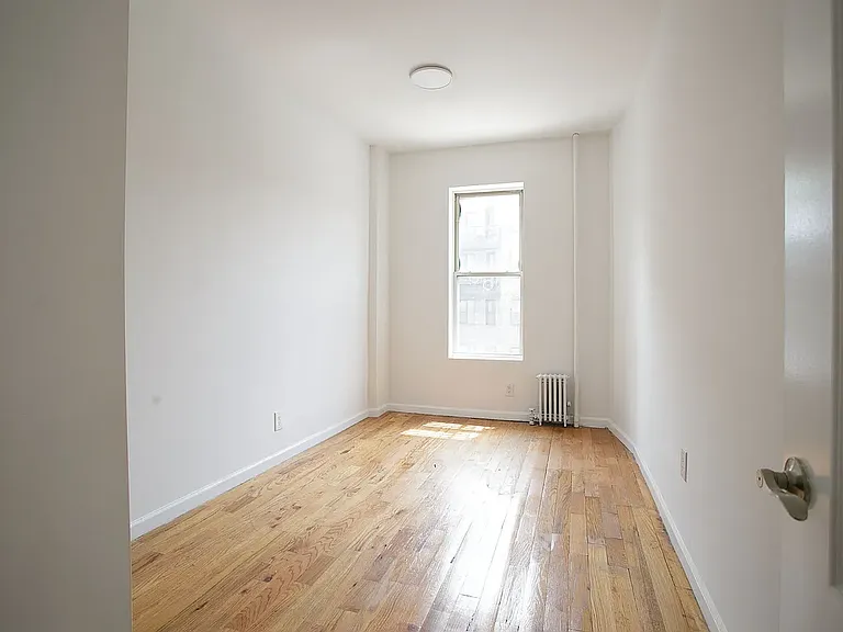 453 Irving Ave #1 — Photo 10