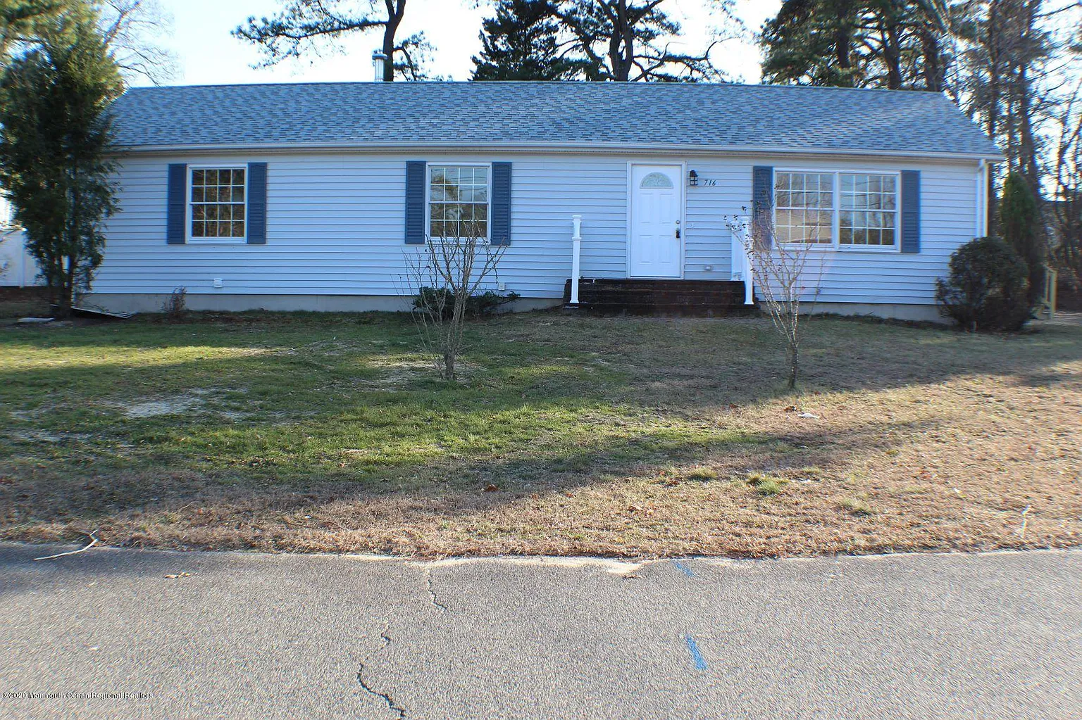 716 7th Ave photo 1