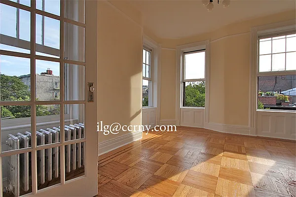 Rented by City Connections Realty | media 30