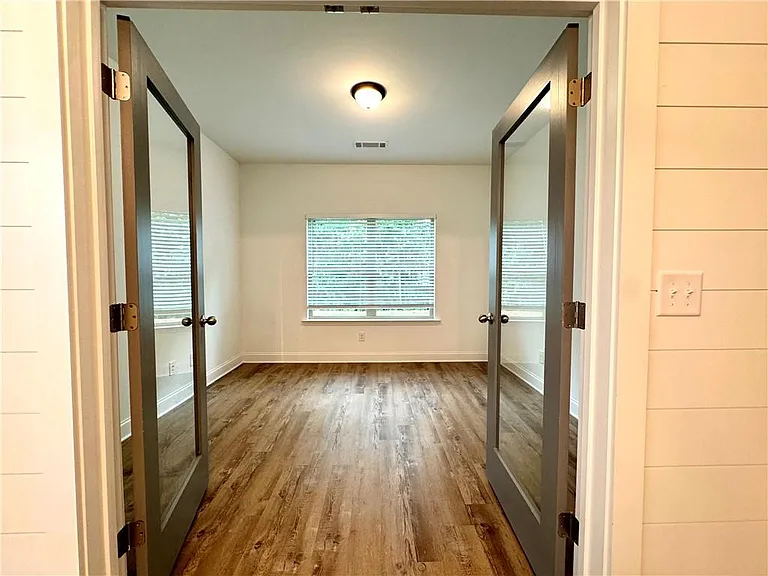 2955 Vinca Dr — Photo 7