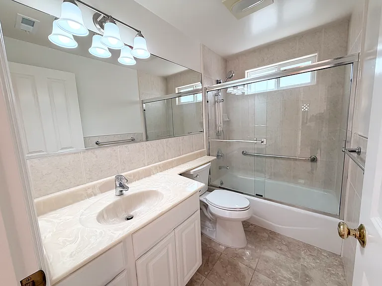 111 Everglade Dr — Photo 10