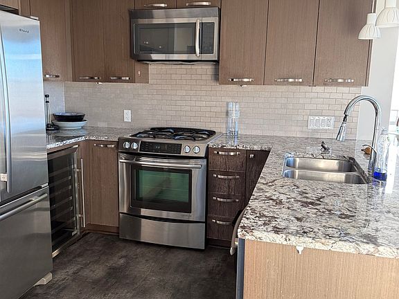 5th image of 8333 Anderson Rd #1705