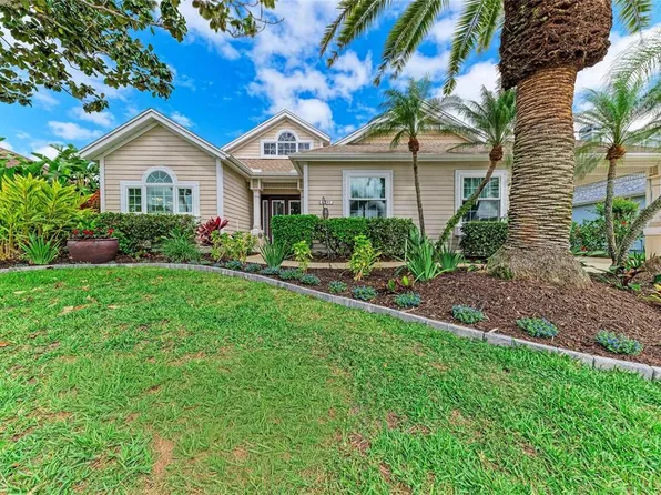 4735 Spinnaker Dr, Bradenton, FL 34208