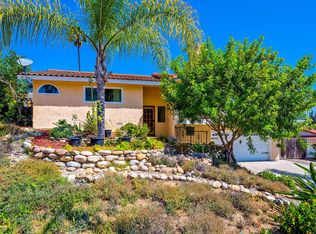 1237 Sandra Cir #1, Vista, CA 92083