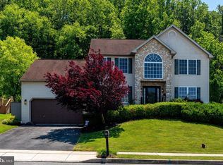 902 Connor Ct, Sinking Spring, PA 19608