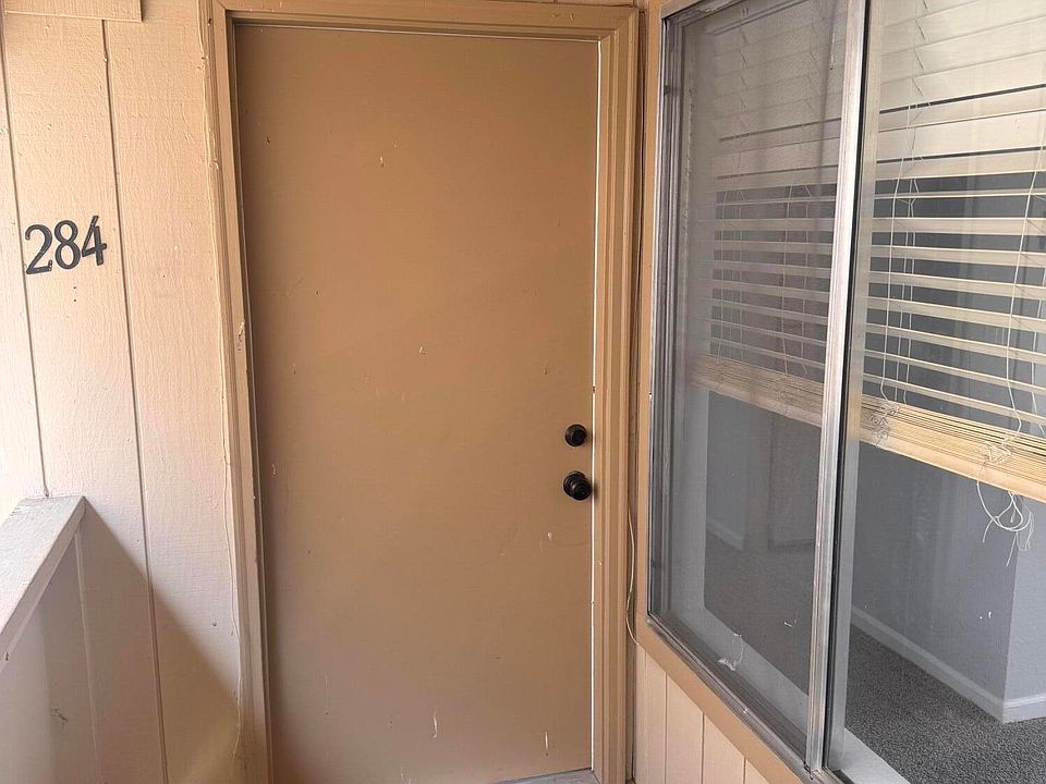 1st image of 3949 Clear Acre Ln APT 284