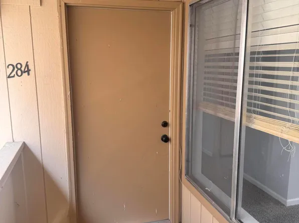 3949 Clear Acre Ln APT 284, Reno, NV 89512