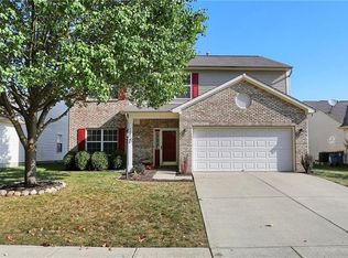 11094 Schoolhouse Rd, Fishers, IN 46037