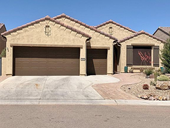 3rd image of 537 N Eagle Rock Dr