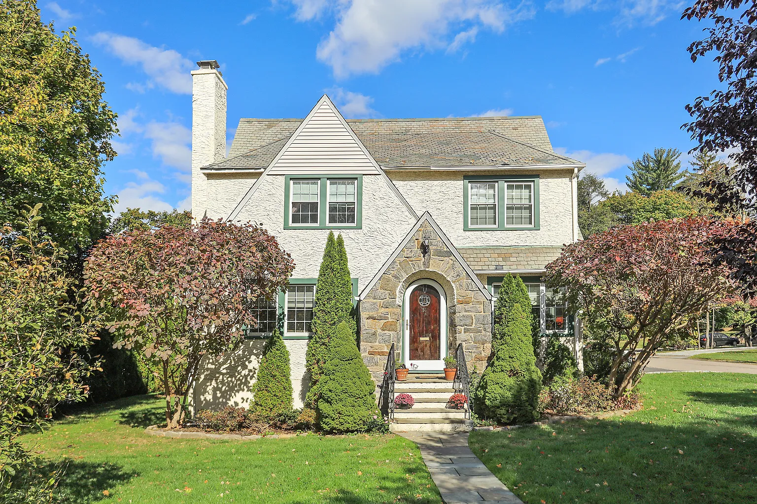 31 Rugby Ln photo 1
