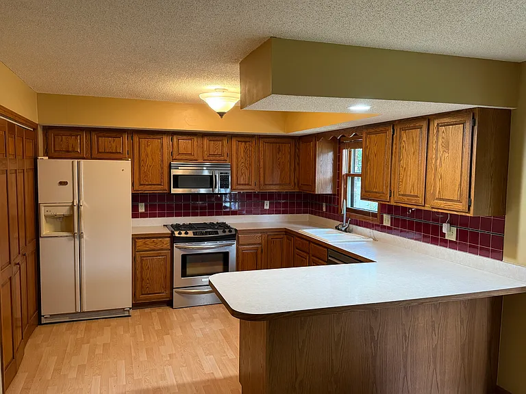 6620 Southport Dr — Photo 9