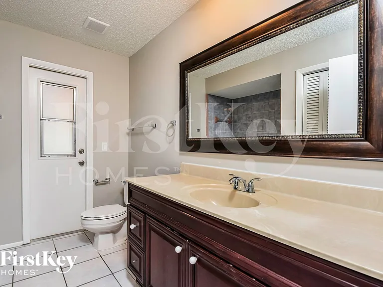 1000 Vega Ave NW — Photo 14