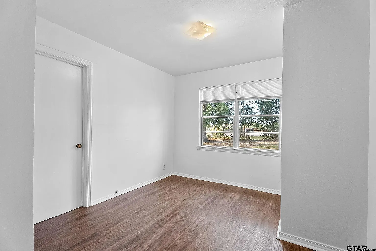 3 bed, 1072 sqft, $1,400 — Photo 4