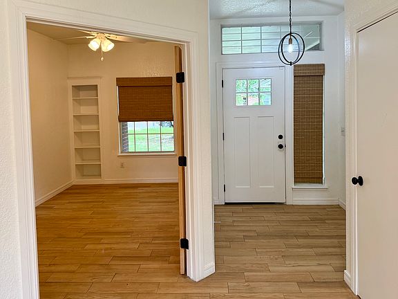 4th image of 2816 Dalewood Ter