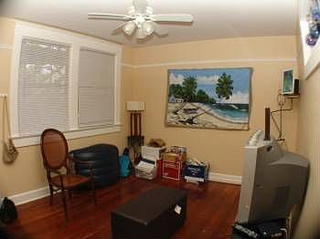 3rd image of 276 7th Ave NE APT 3