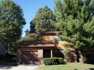14 Twin Oaks Dr, Shiloh, IL