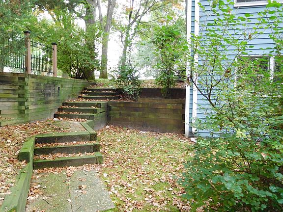 2nd image of 12193 Lily St NW