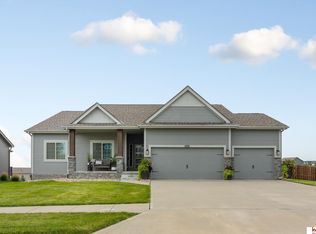 16339 Weber St, Bennington, NE 68007