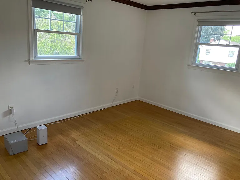 54 Sycamore Ln — Photo 20