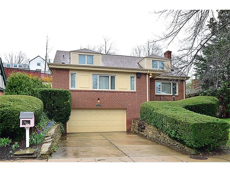 1447 Squirrel Hill Ave photo 1