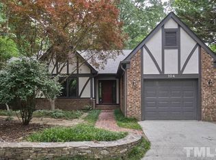 104 Mullin Ct, Chapel Hill, NC 27514