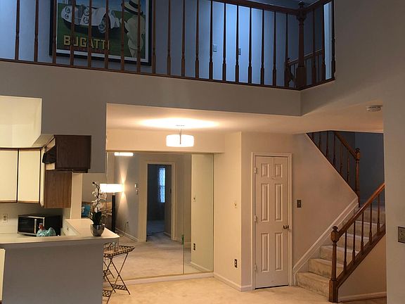 Look at all this space and the beautiful vaulted ceilings!