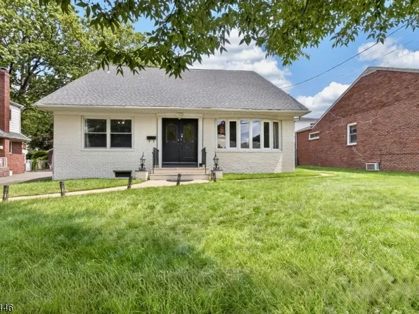 163 Baldwin Pl, Bloomfield Twp., NJ 07003