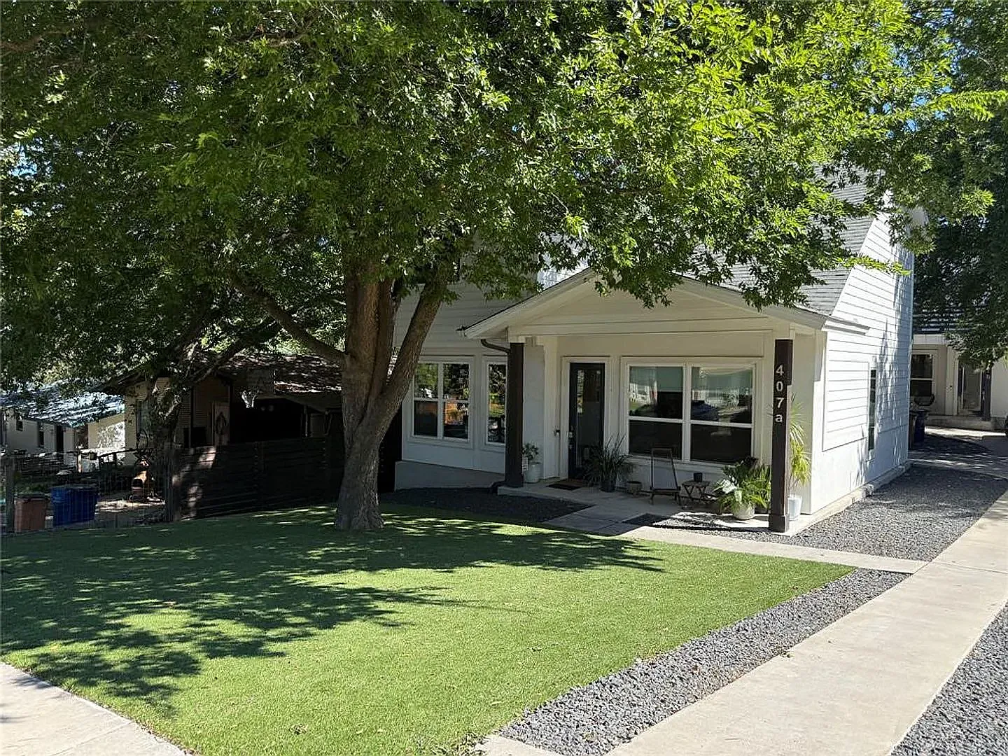 3 bed, 2.5 bath, 1580 sqft, $3,650 — Photo 1