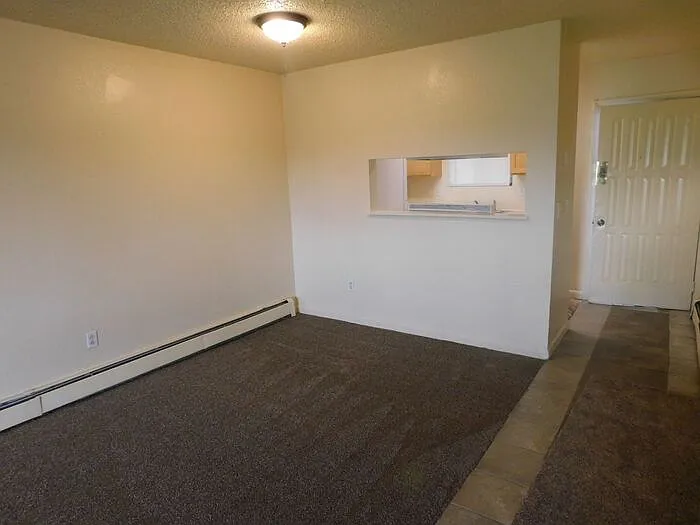 125 Franklin Ave #213 — Photo 7