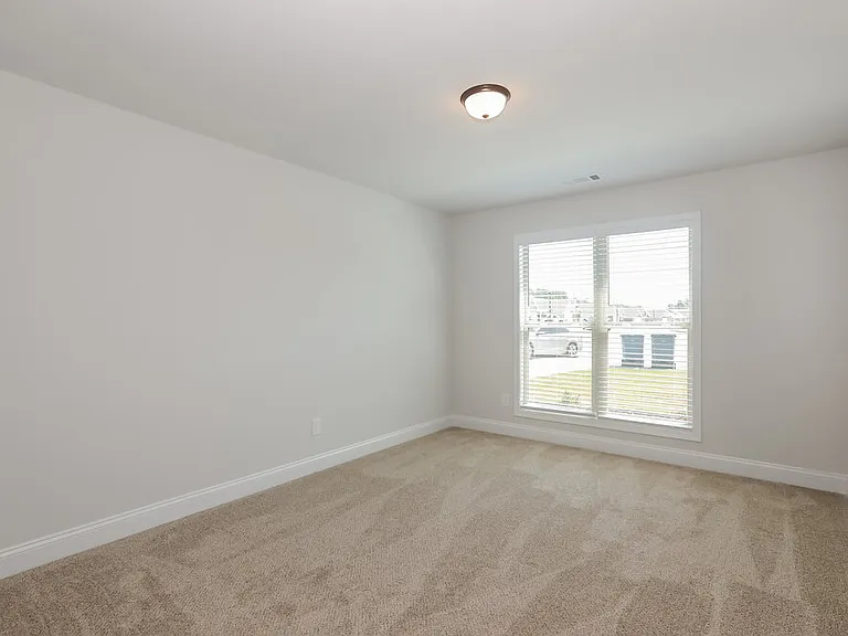 150 Heartland Cir — Photo 11
