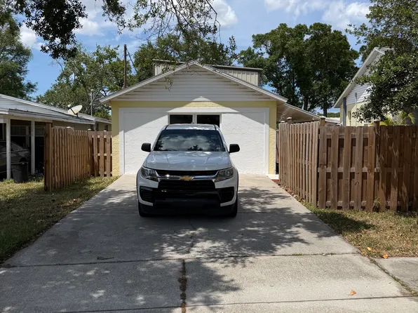 7200 53rd St N #2, Pinellas Park, FL 33781