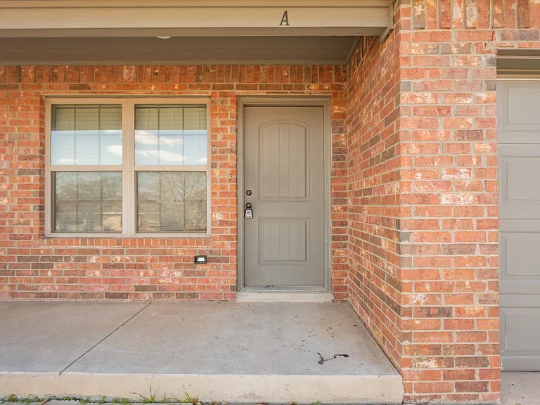 2 Windy Meadow Ln #A — Photo 3