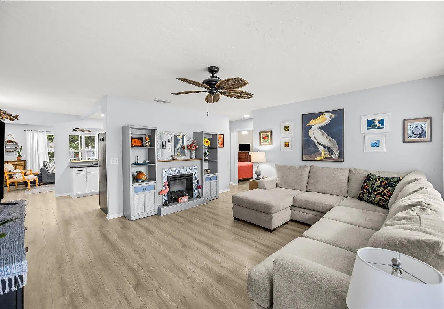 2 bed, 2.0 bath, 1339 sqft, $3,500 — Photo 4
