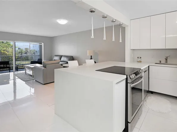 600 NE 2nd St APT 308, Dania Beach, FL 33004