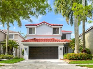 1058 Golden Cane Dr, Fort Lauderdale, FL 33327