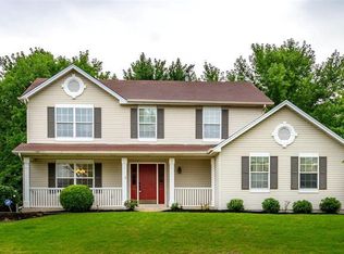 2063 Meramec Meadows Dr, Fenton, MO 63026