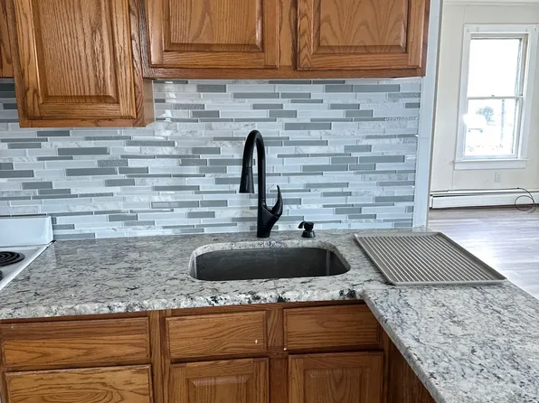 16 Main St #A, Netcong, NJ 07857