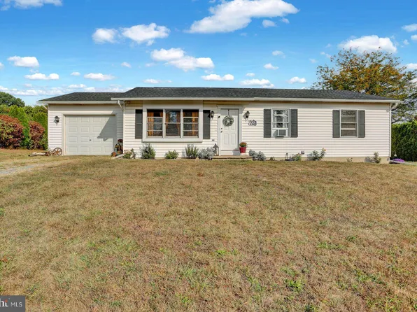 120 E Court St, Hamburg, PA 19526