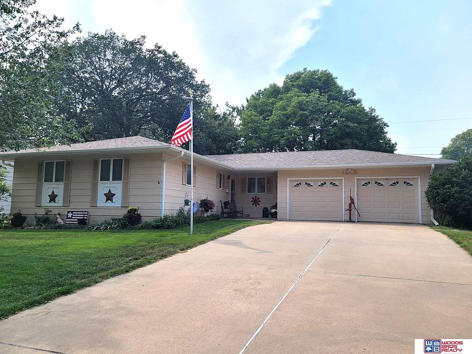 1245 N 1st St, Seward, NE 68434 Zillow