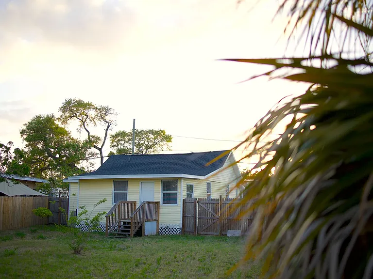 1109 Blanche B Littlejohn Trl — Photo 31