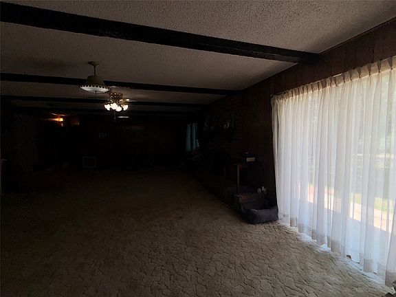 5th image of 1634 Binning Rd
