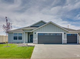 7627 E Flyway St, Nampa, ID 83687