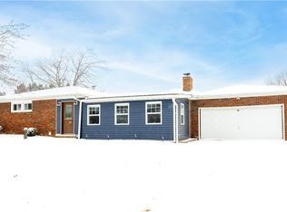 820 Greenville Rd, Mercer, PA 16137